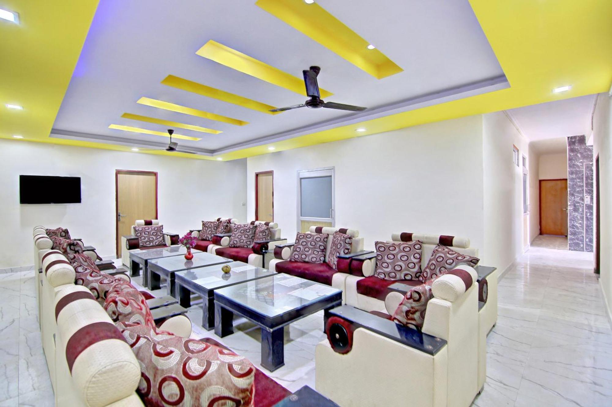Home 78802 Balaji Bhawan Jhājra Εξωτερικό φωτογραφία